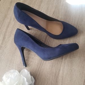 Lauren Conrad Navy Heels 💙